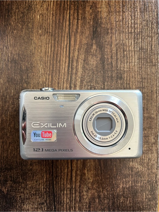 Casio Other - Casio Exilim Digital Camera *FOR REPAIR/PARTS*